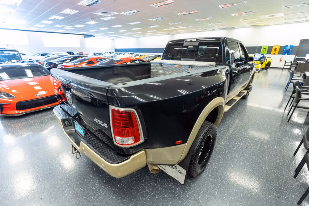 2016 Ram 3500 Laramie Longhorn Crew Cab Image 6