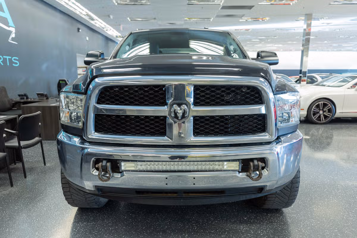 2018 Ram 2500 Tradesman Crew Cab Image 2