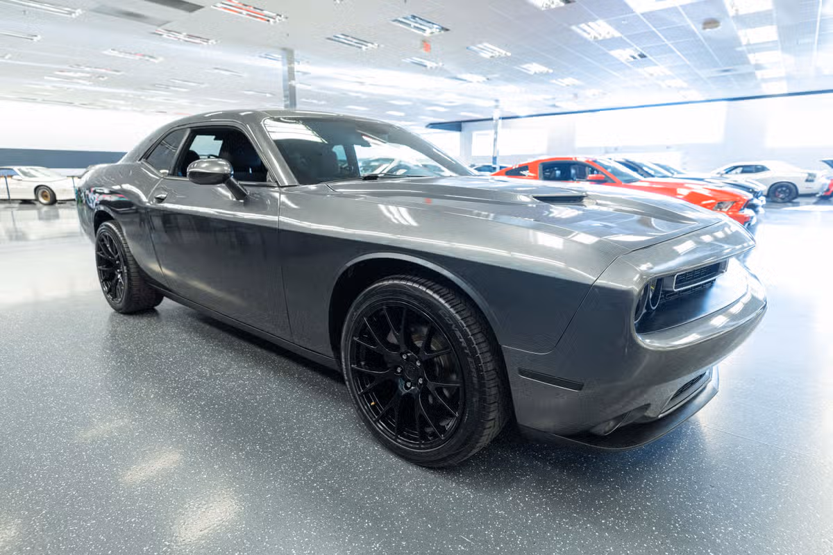 2019 Dodge Challenger SXT Image 4