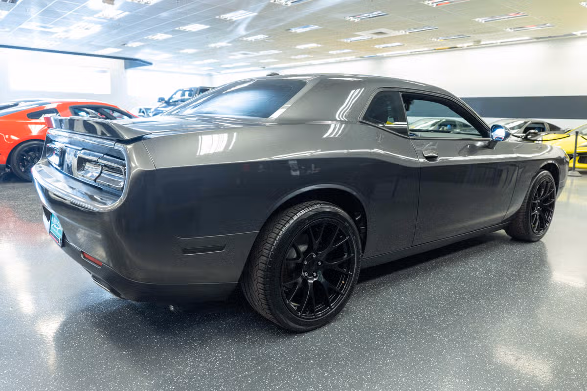2019 Dodge Challenger SXT Image 5