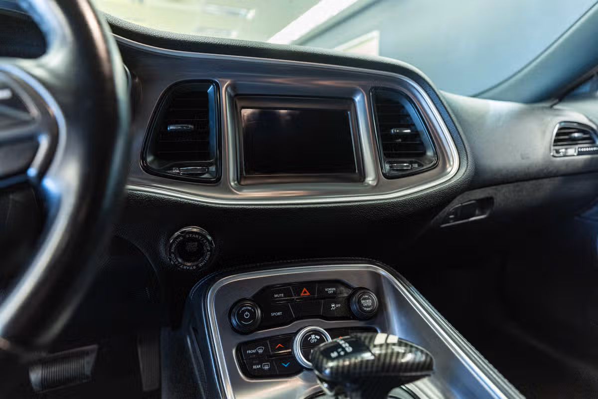 2019 Dodge Challenger SXT Image 11