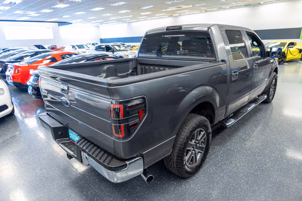 2013 Ford F-150 XLT SuperCrew Image 6