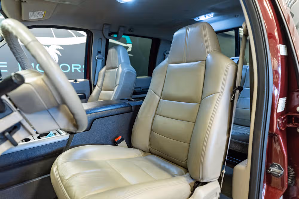 2008 Ford F-350 Super Duty Crew Cab Image 10