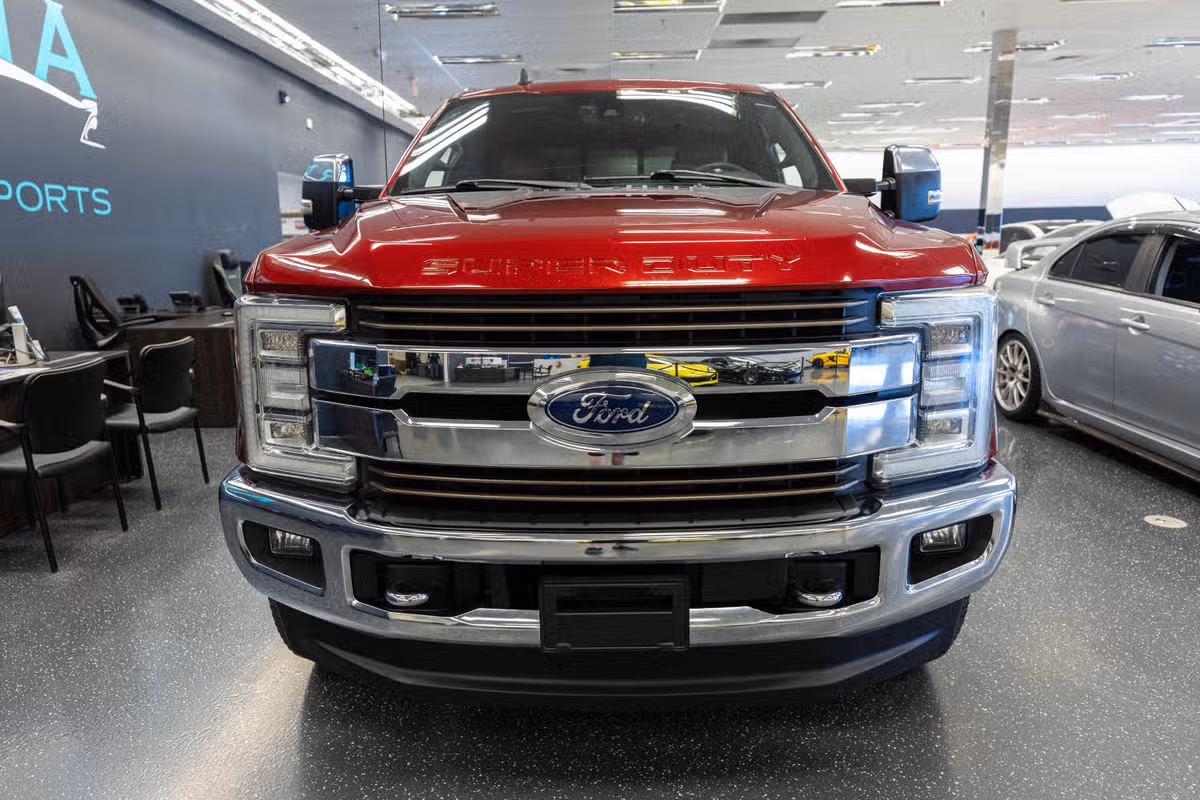 2019 Ford F-250 Super Duty King Ranch Crew Cab Image 2