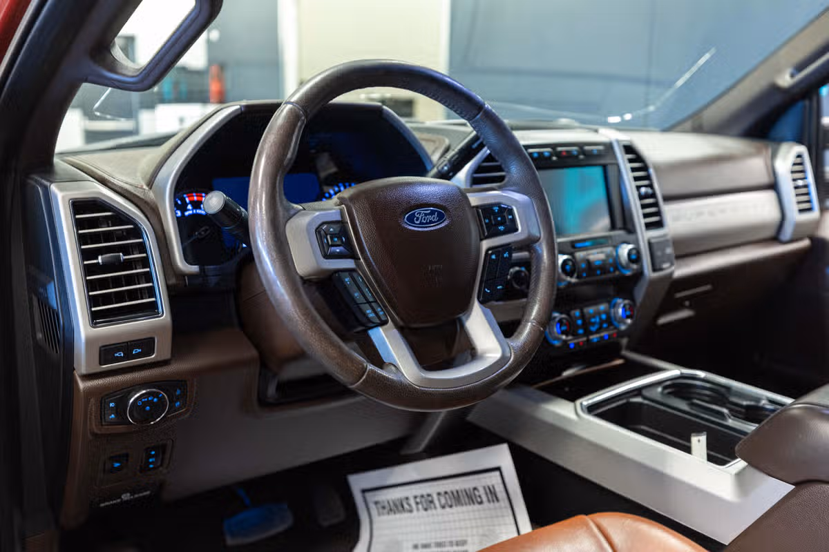 2019 Ford F-250 Super Duty King Ranch Crew Cab Image 11