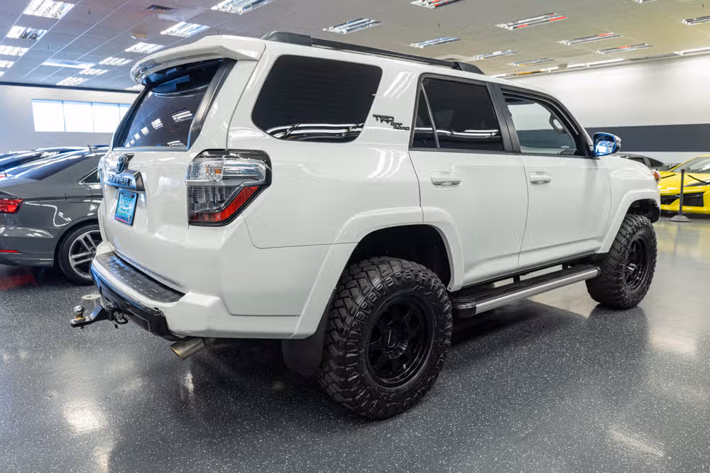 2020 Toyota 4Runner TRD Off-Road Premium Image 4