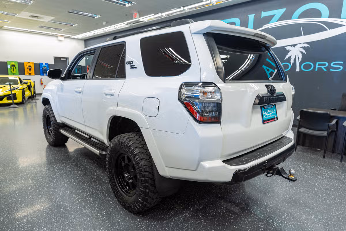 2020 Toyota 4Runner TRD Off-Road Premium Image 6