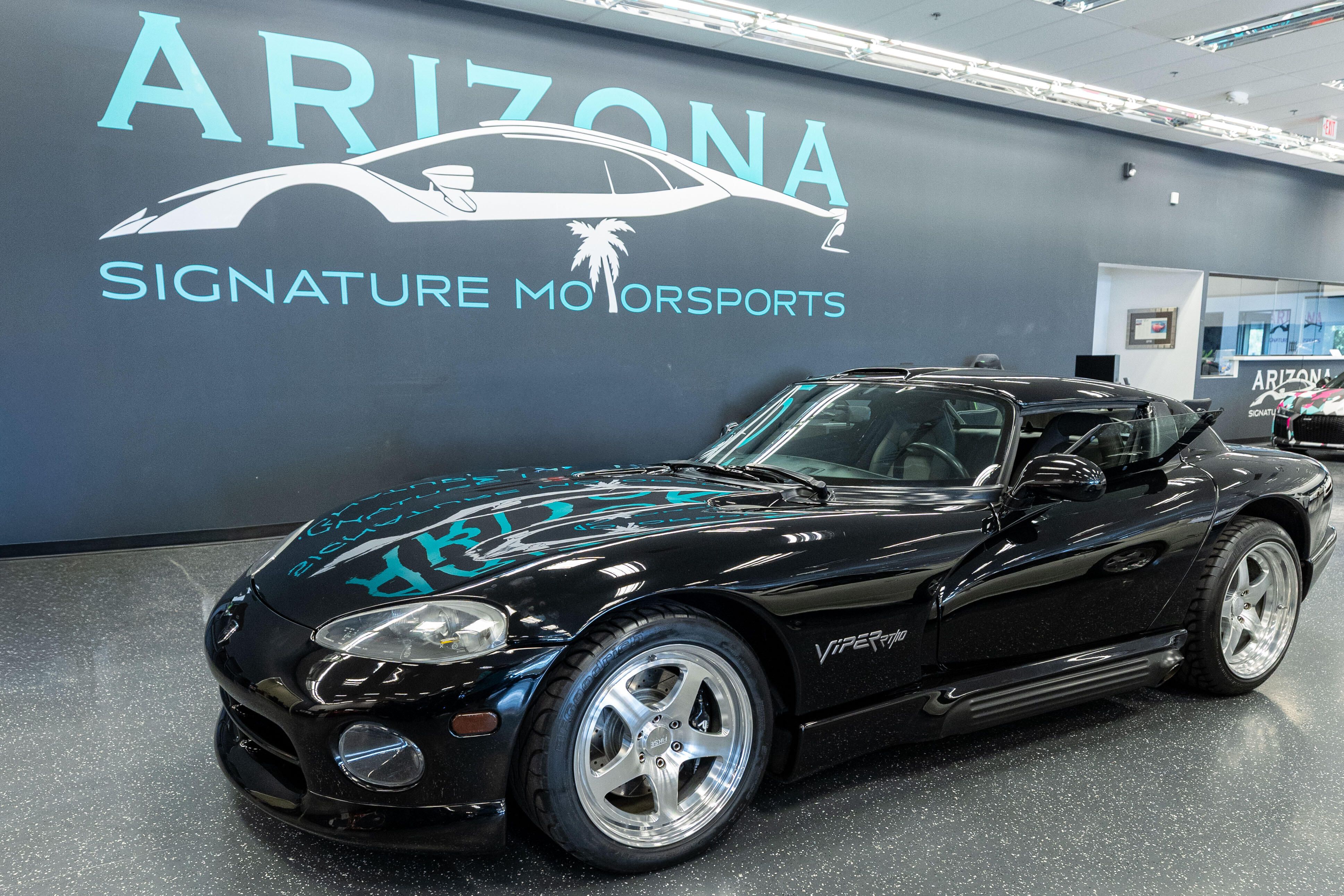 Black 1994 Dodge Viper RT/10 Roadster RWD Convertible Rear-Wheel Drive Manual