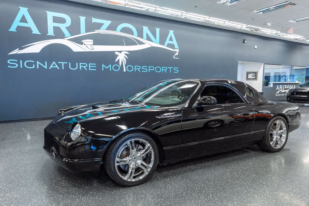 2002 Ford Thunderbird Deluxe Image 1