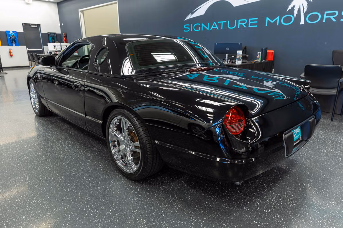 2002 Ford Thunderbird Deluxe Image 7