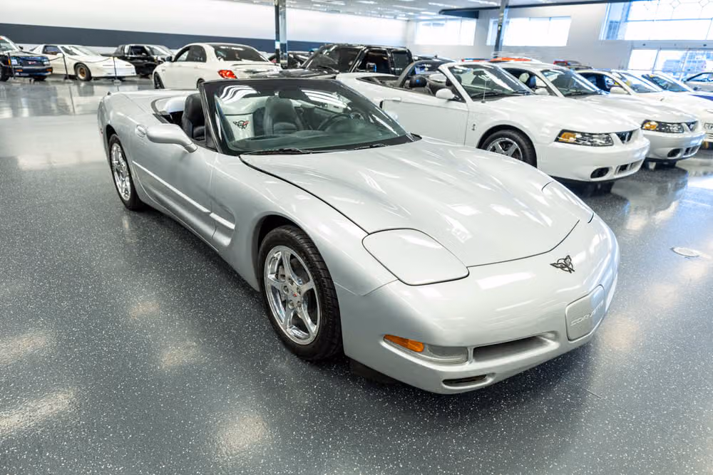 2002 Chevrolet Corvette Base Image 3