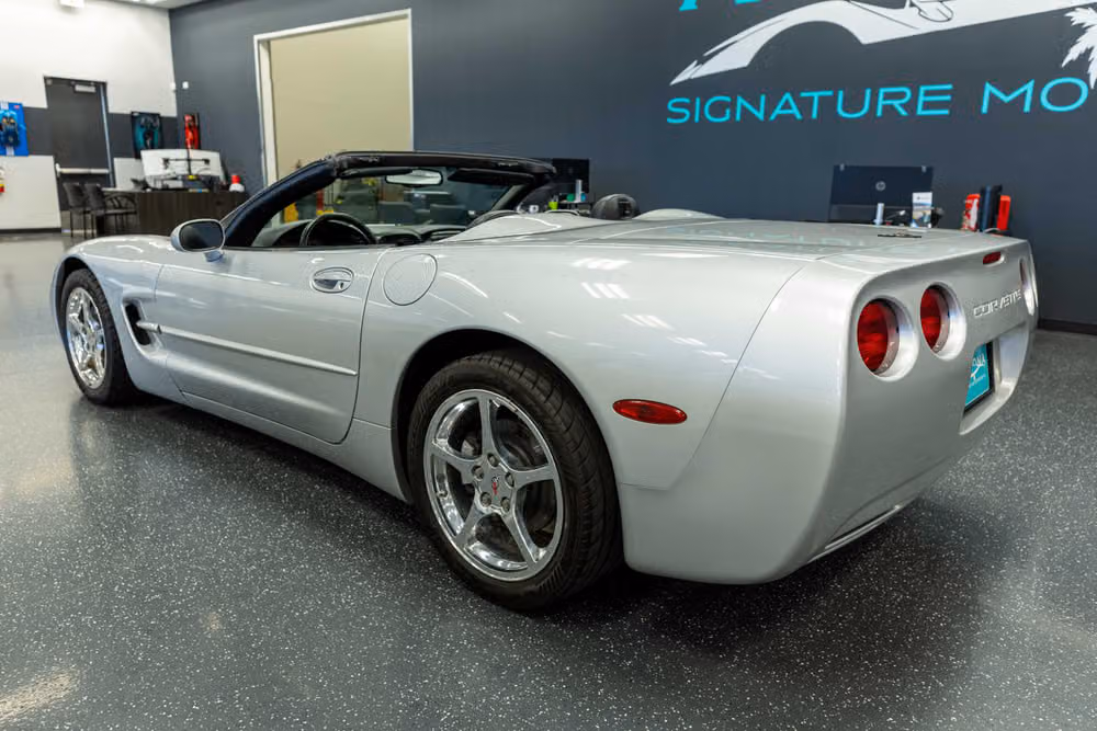 2002 Chevrolet Corvette Base Image 7