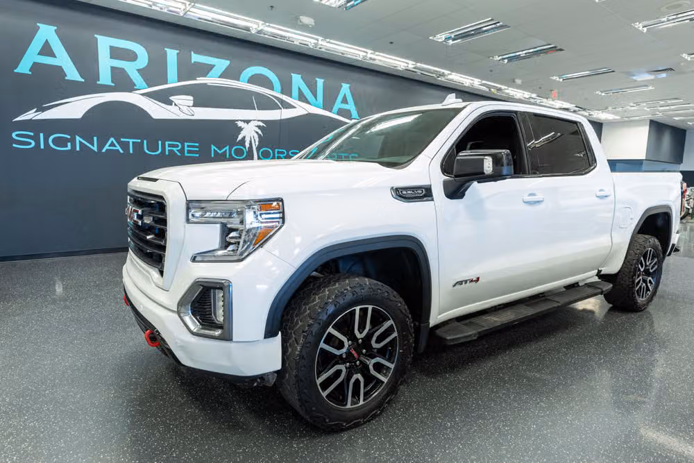 2019 GMC Sierra 1500 AT4 Crew Cab Image 1