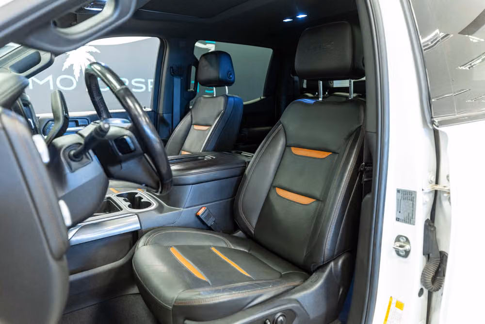 2019 GMC Sierra 1500 AT4 Crew Cab Image 11