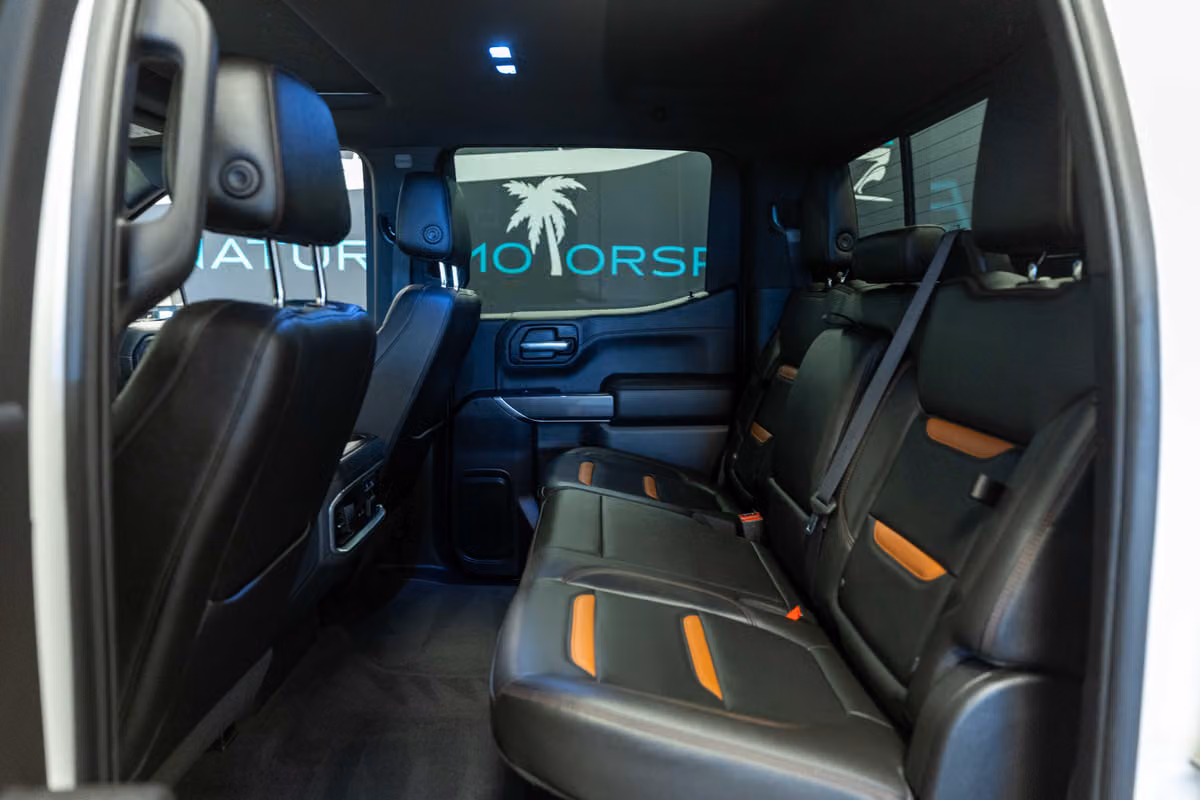 2019 GMC Sierra 1500 AT4 Crew Cab Image 12
