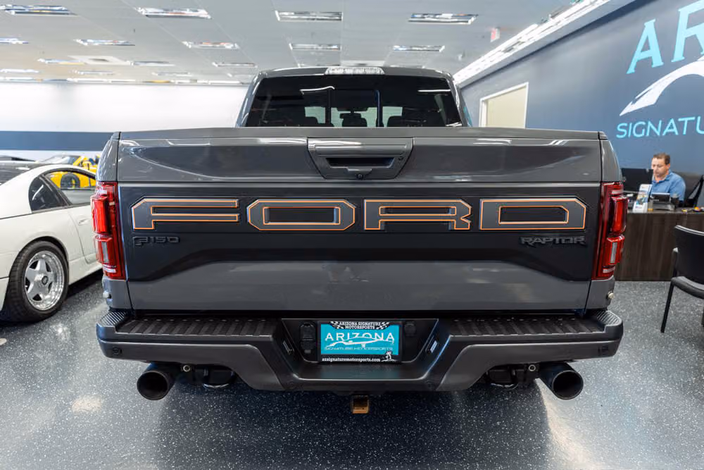 2020 Ford F-150 Raptor SuperCrew Image 7