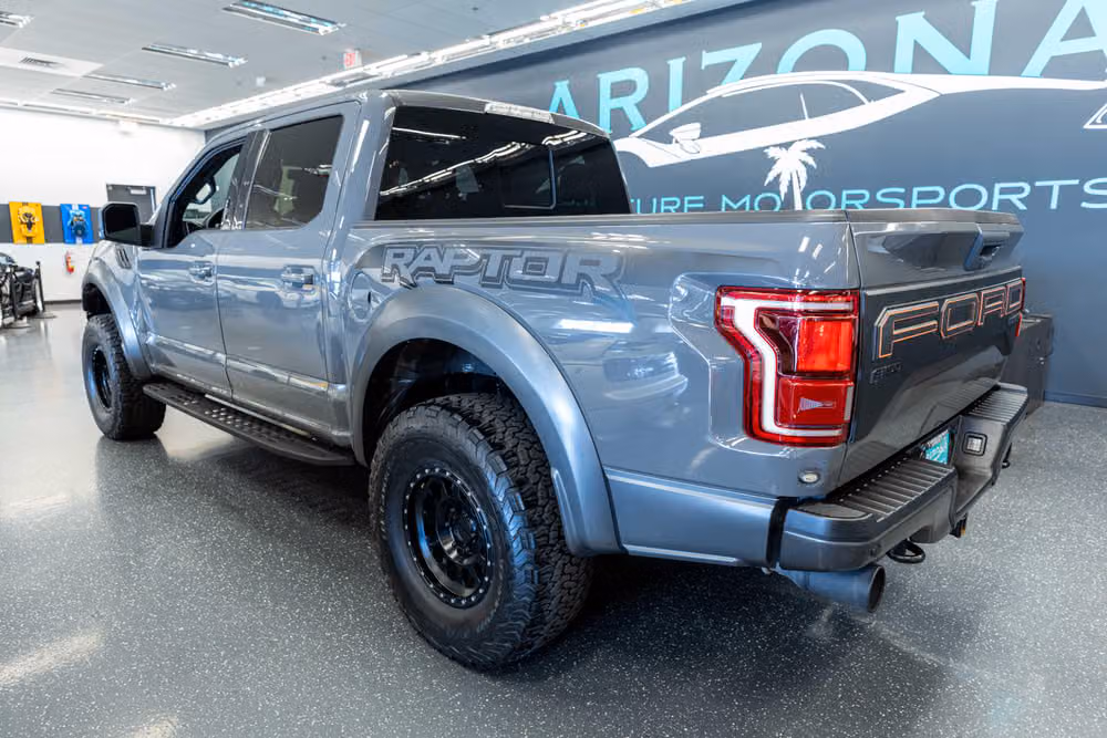 2020 Ford F-150 Raptor SuperCrew Image 9