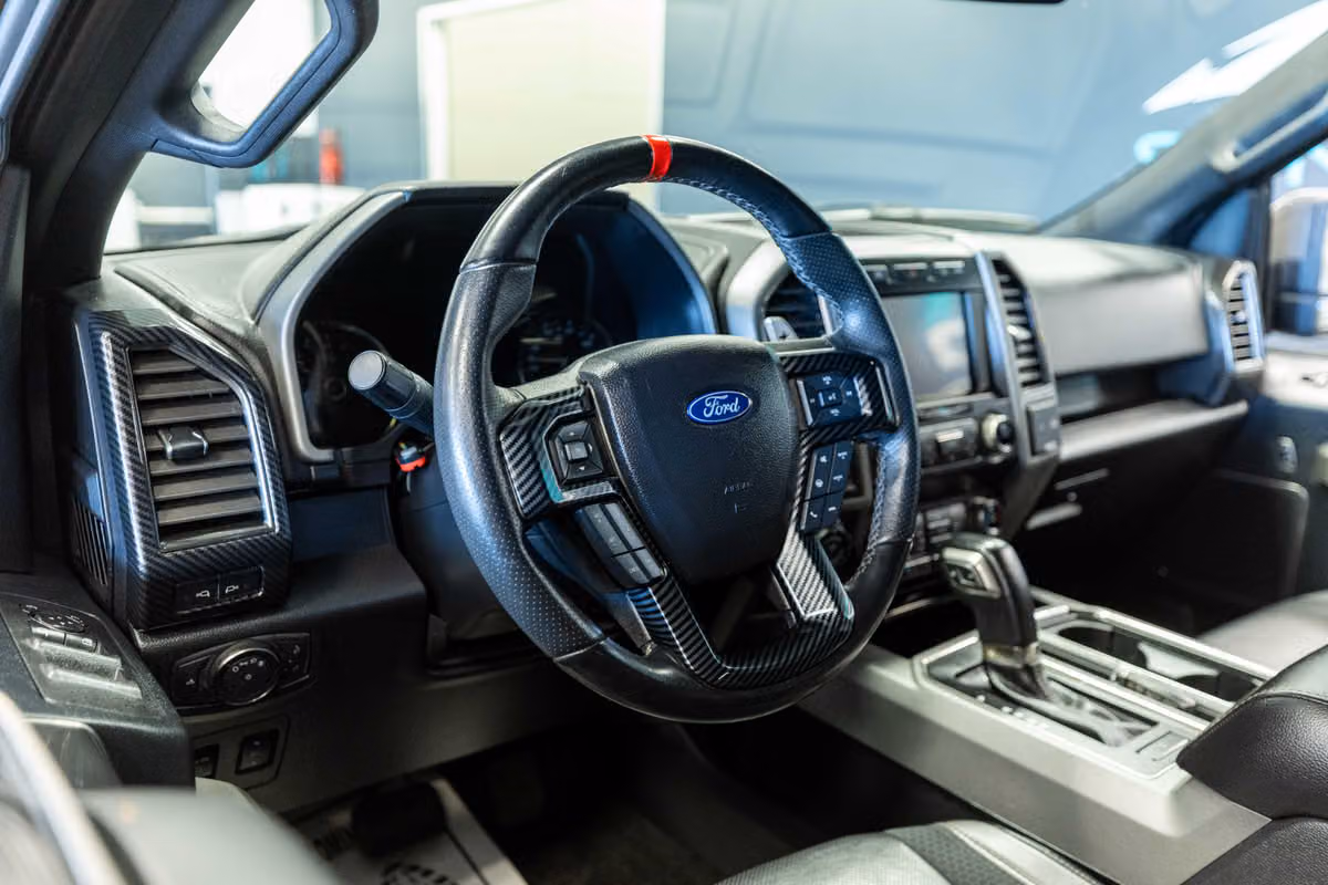2020 Ford F-150 Raptor SuperCrew Image 10