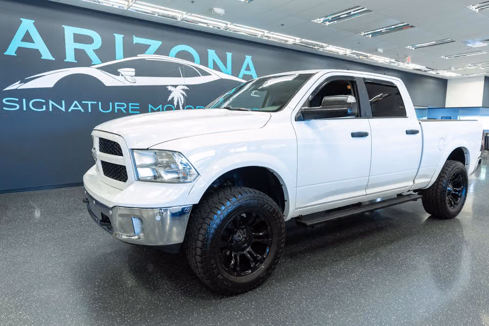 2018 Ram 1500 SLT PICKUP 4D 6 1/3 FT Crew Cab Image 1