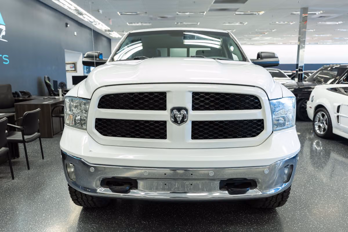 2018 Ram 1500 SLT PICKUP 4D 6 1/3 FT Crew Cab Image 2