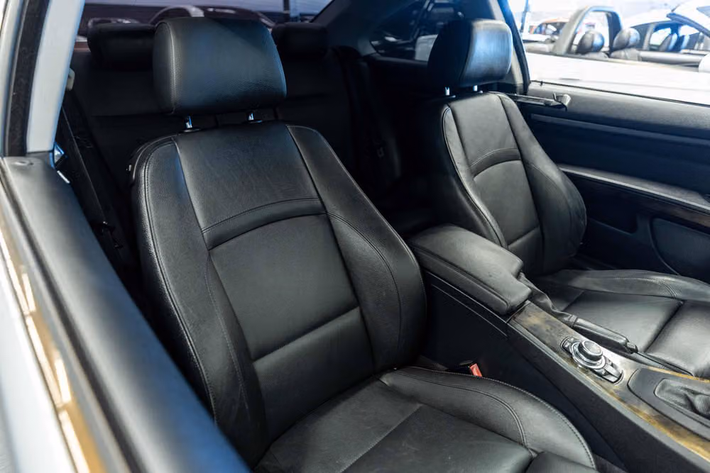2010 BMW 3 Series 328i Image 11