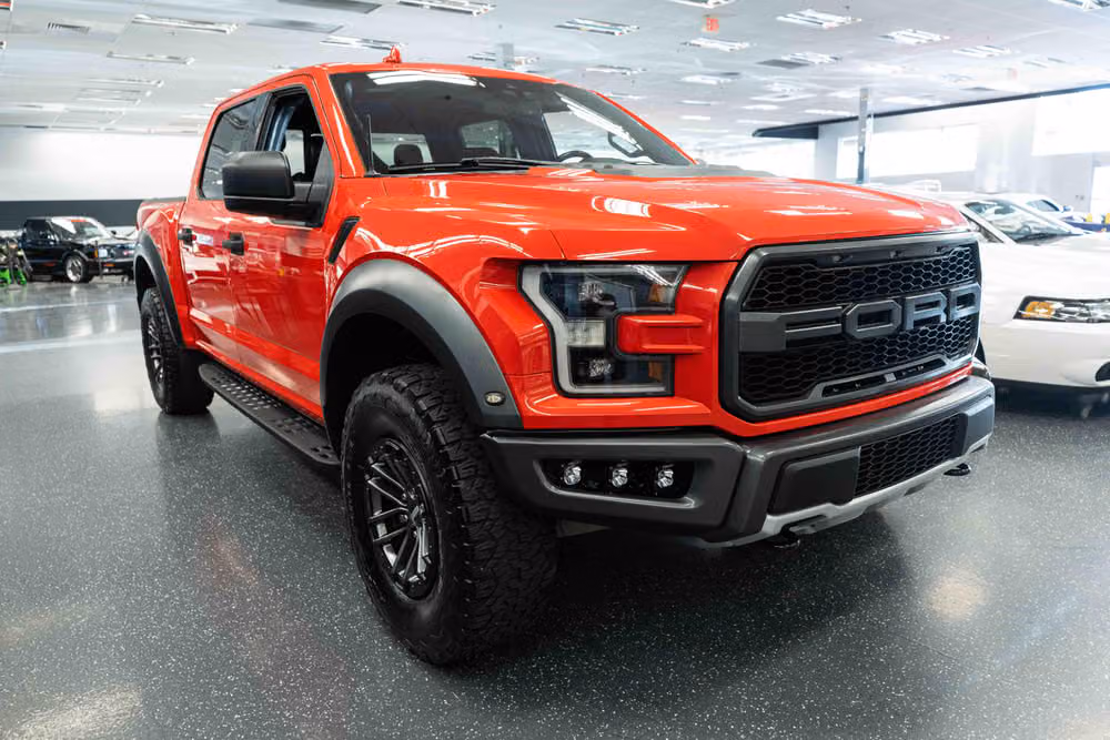 2019 Ford F-150 Raptor SuperCrew Image 3