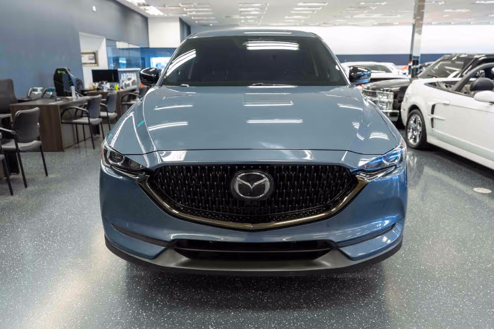 2021 Mazda CX-5 Carbon Edition Image 2