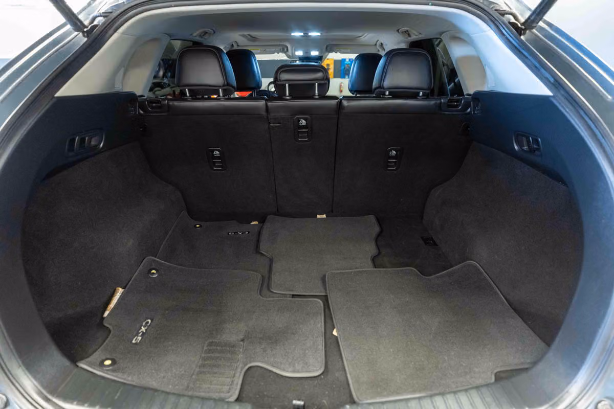 2021 Mazda CX-5 Carbon Edition Image 13