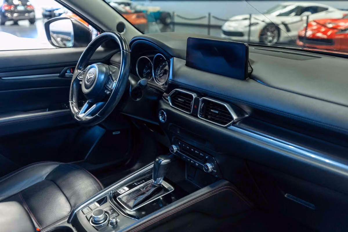 2021 Mazda CX-5 Carbon Edition Image 15