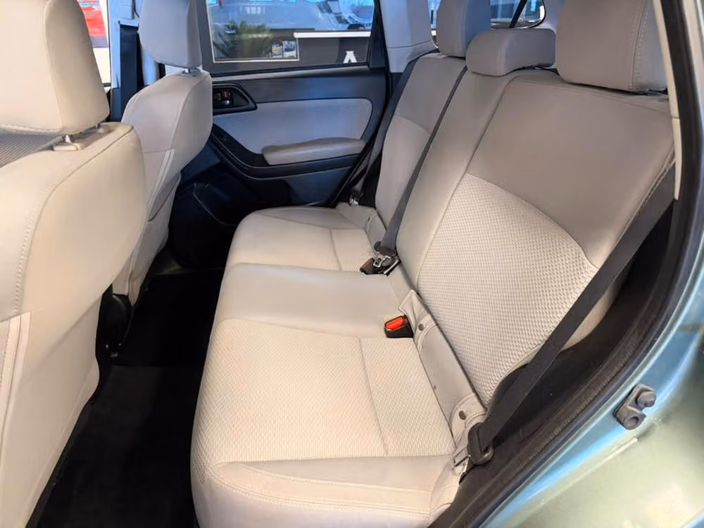 2017 Subaru Forester 2.5i Crossover Image 10