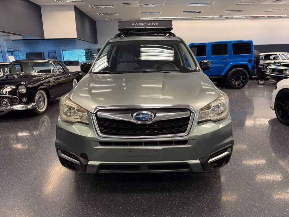 2017 Subaru Forester 2.5i Crossover Image 2