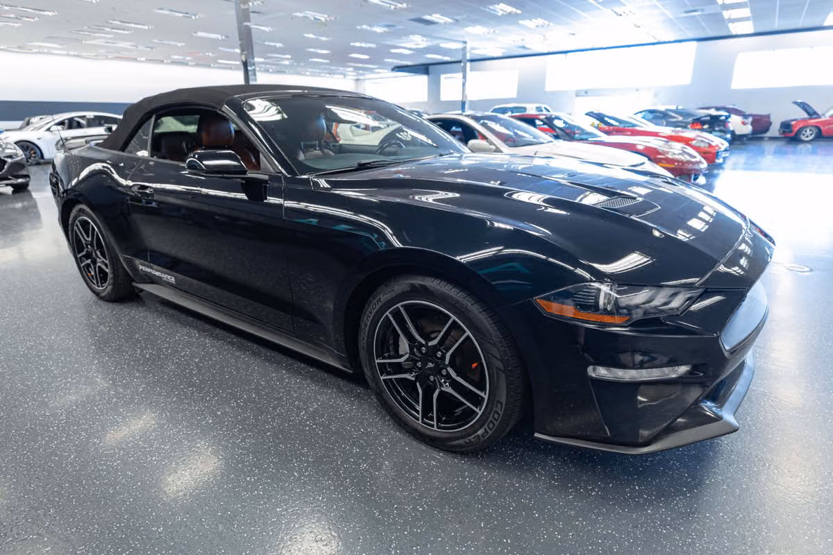 2020 Ford Mustang EcoBoost Premium Image 4