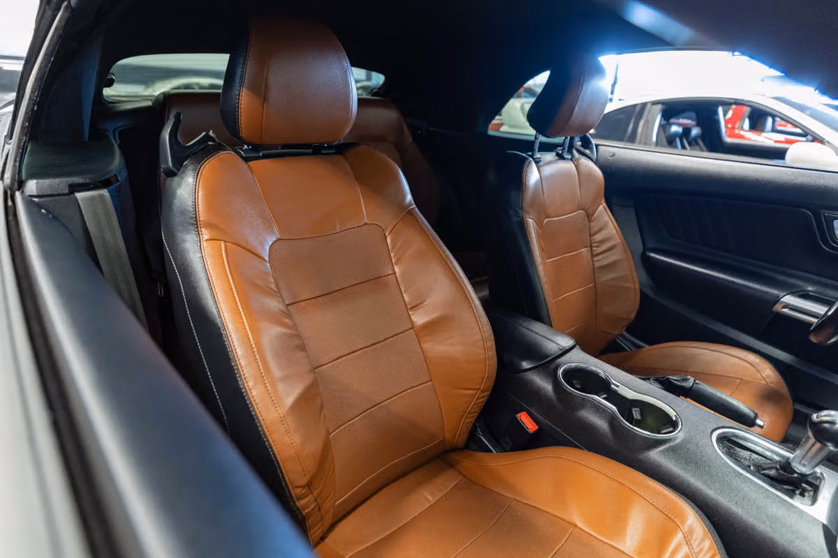 2020 Ford Mustang EcoBoost Premium Image 14