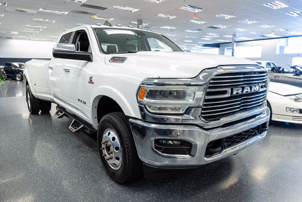 2021 Ram 3500 Laramie Crew Cab Image 3
