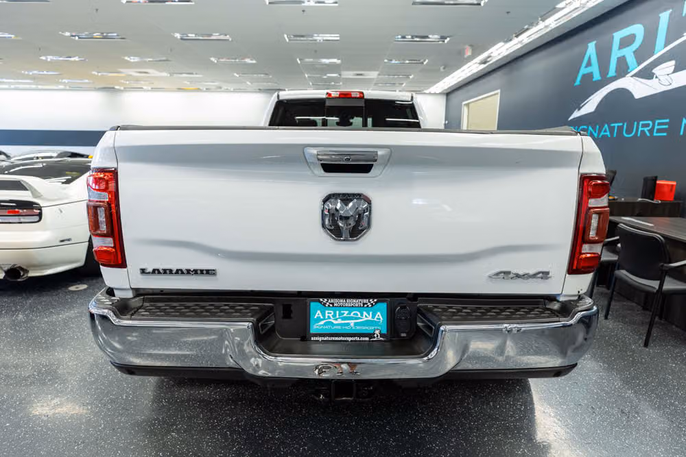 2021 Ram 3500 Laramie Crew Cab Image 7