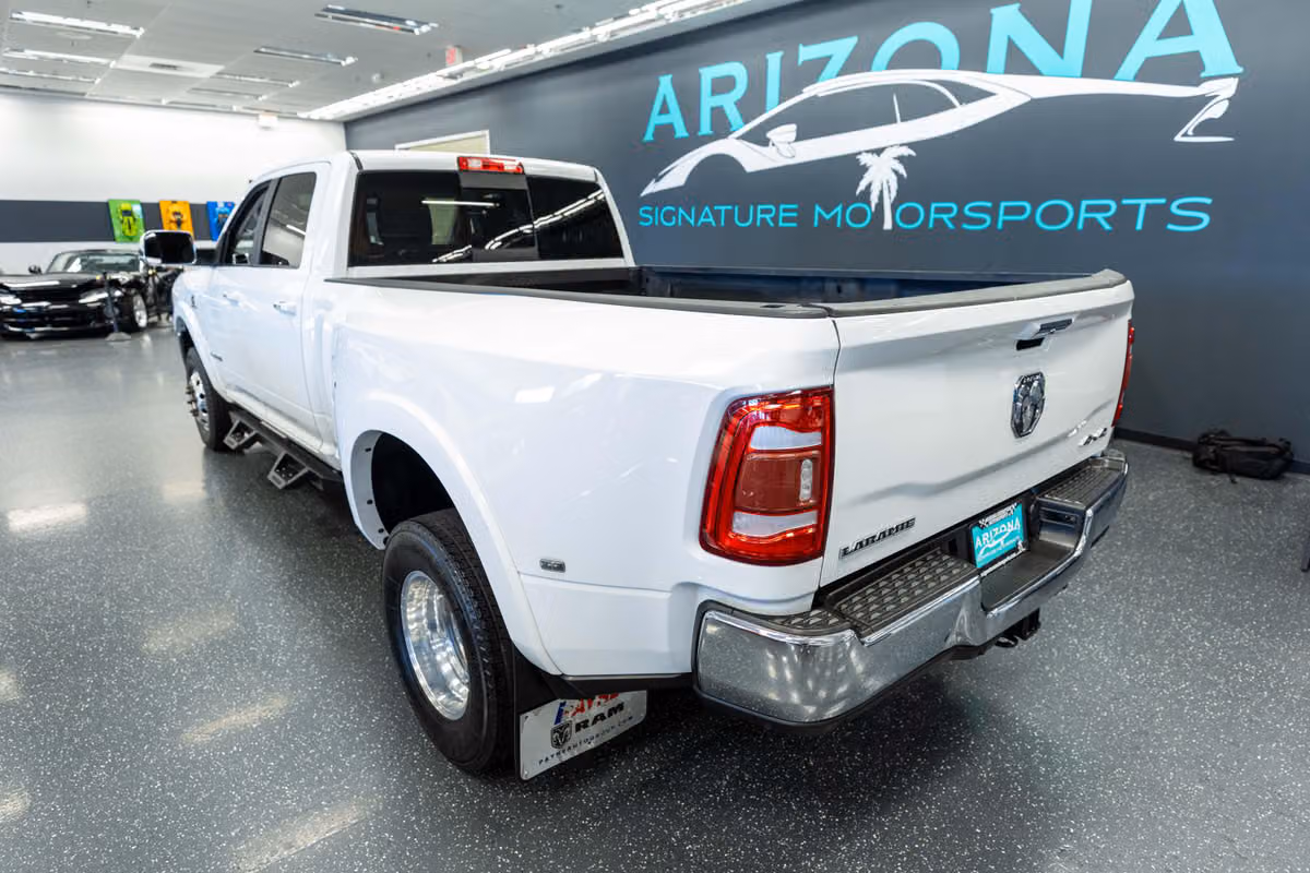 2021 Ram 3500 Laramie Crew Cab Image 8