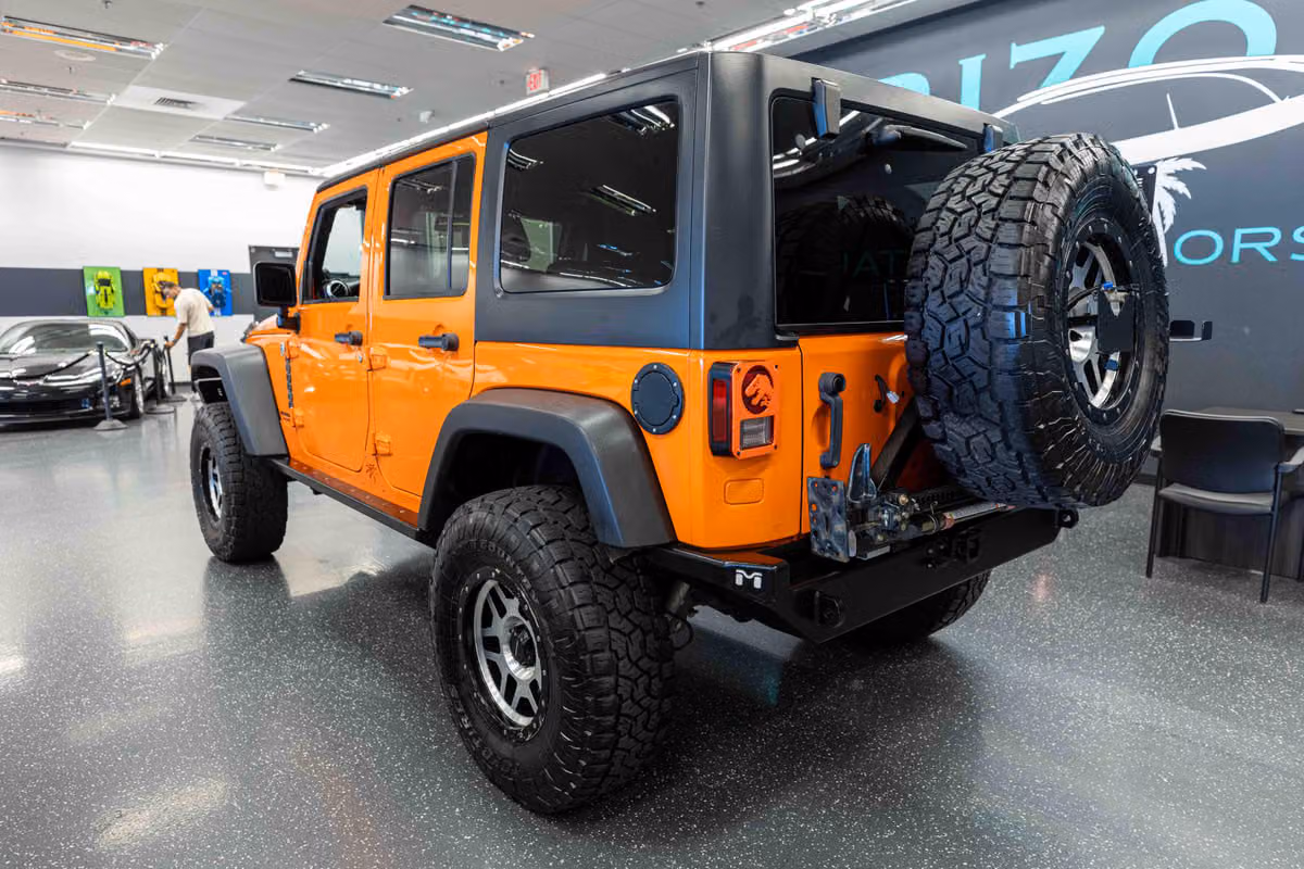 2012 Jeep Wrangler Unlimited Rubicon Image 7