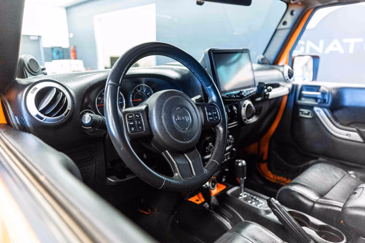2012 Jeep Wrangler Unlimited Rubicon Image 8