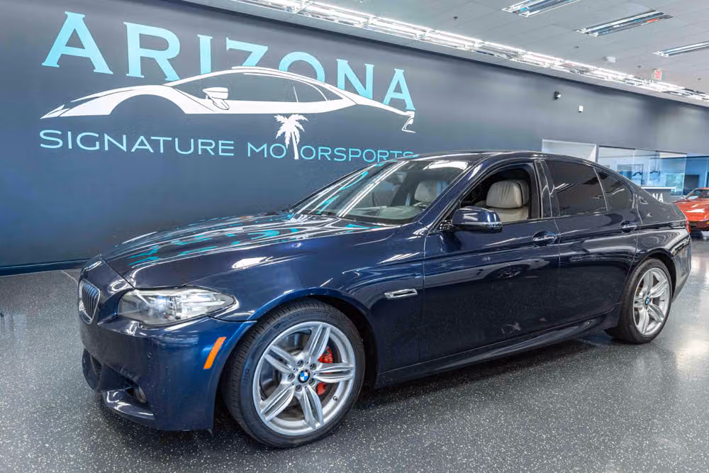 2014 BMW 5 Series 535i xDrive Image 1