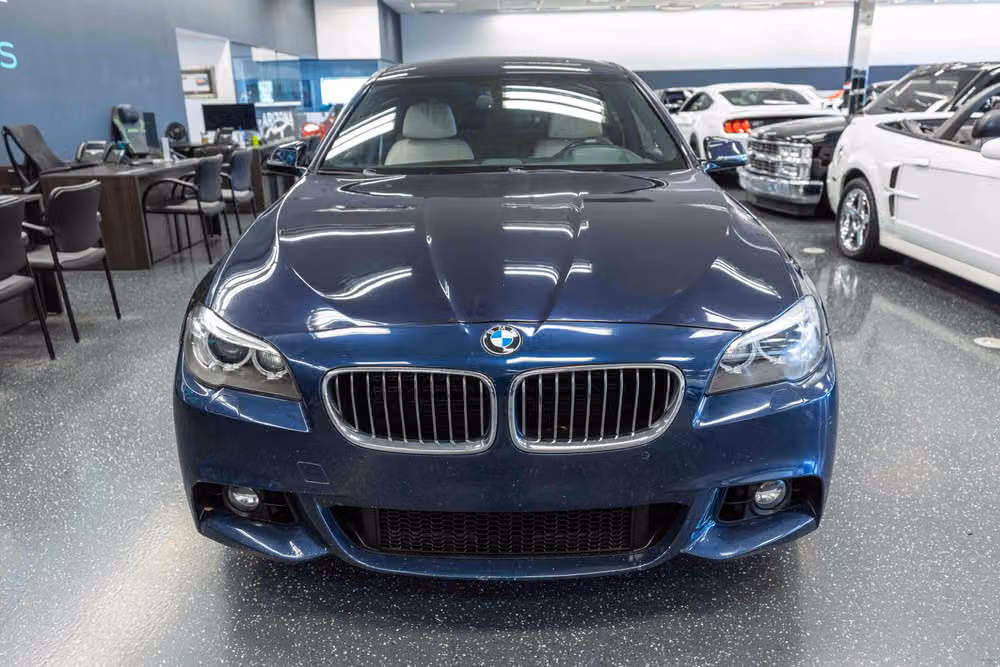 2014 BMW 5 Series 535i xDrive Image 2