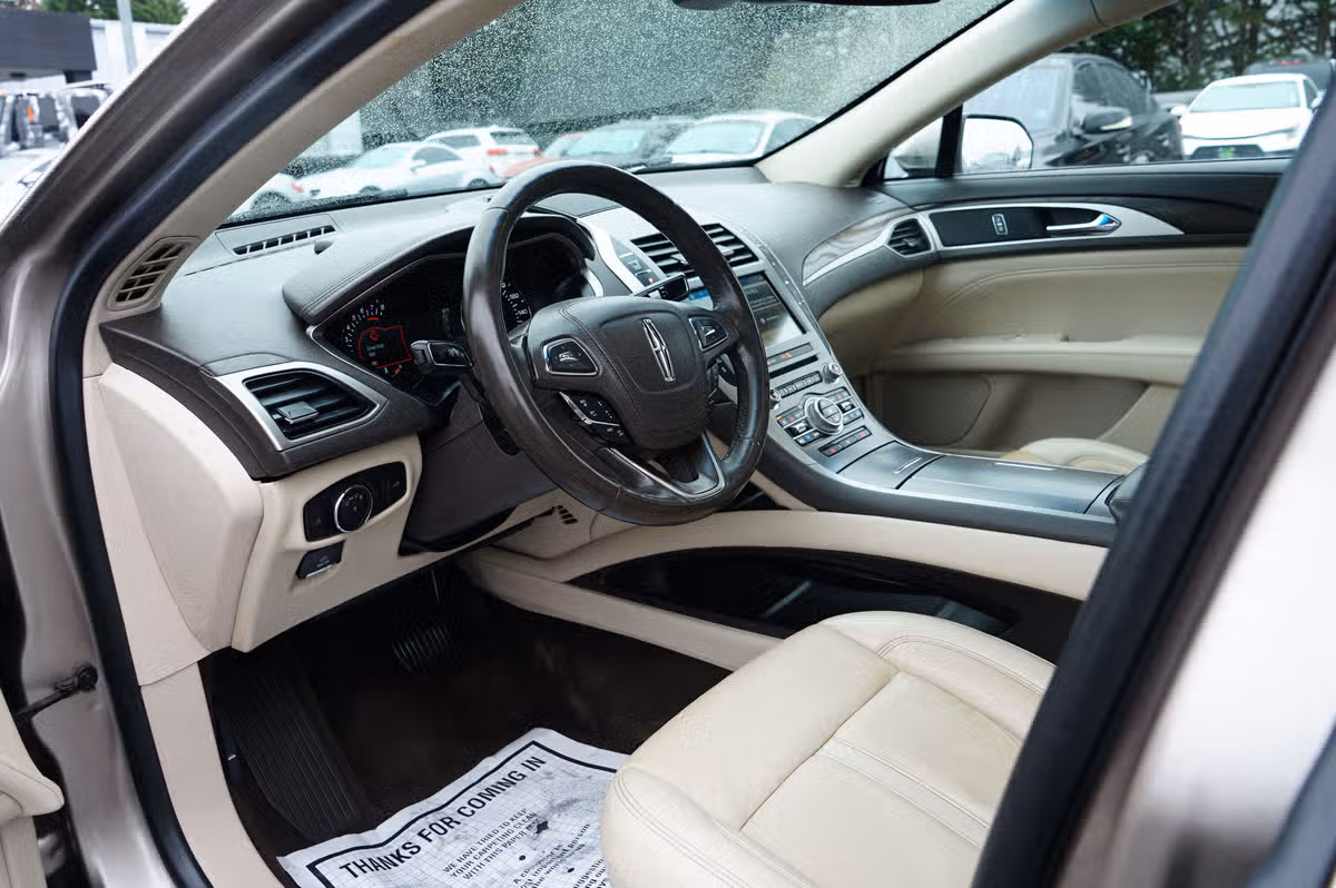 2018 Lincoln MKZ Select Image 12