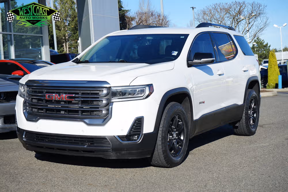 2023 GMC Acadia AT4 Image 1