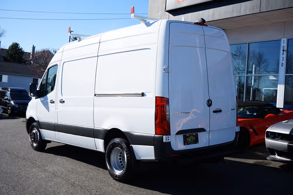2019 Mercedes-Benz Sprinter STANDARD ROOF W/144 inch WB VAN 3D Cargo Image 3