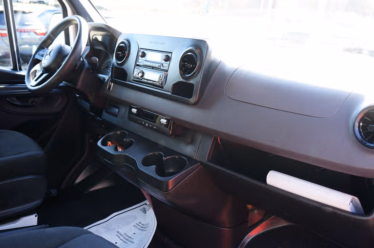2019 Mercedes-Benz Sprinter STANDARD ROOF W/144 inch WB VAN 3D Cargo Image 19