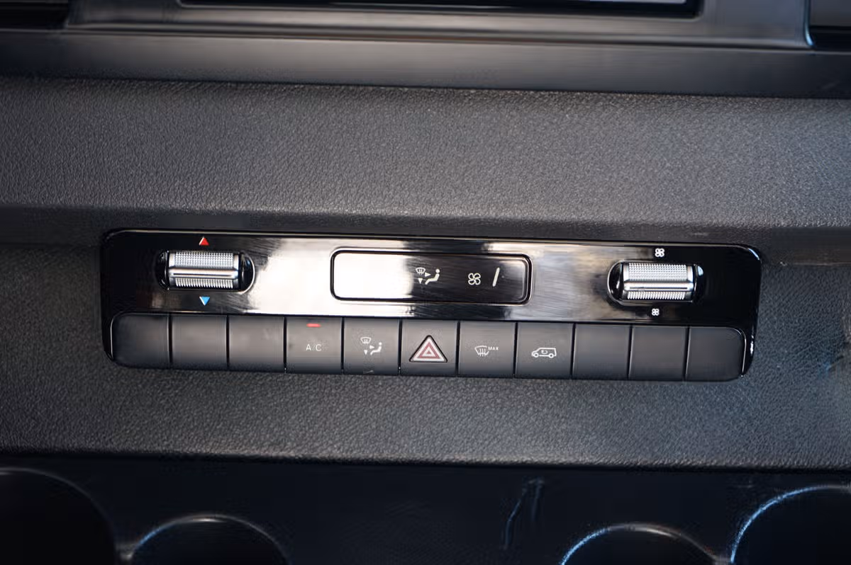 2019 Mercedes-Benz Sprinter STANDARD ROOF W/144 inch WB VAN 3D Cargo Image 11