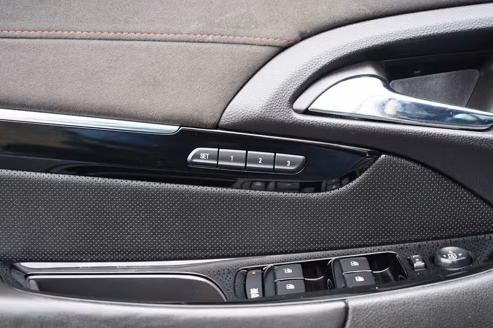 2014 Chevrolet SS Base Image 11