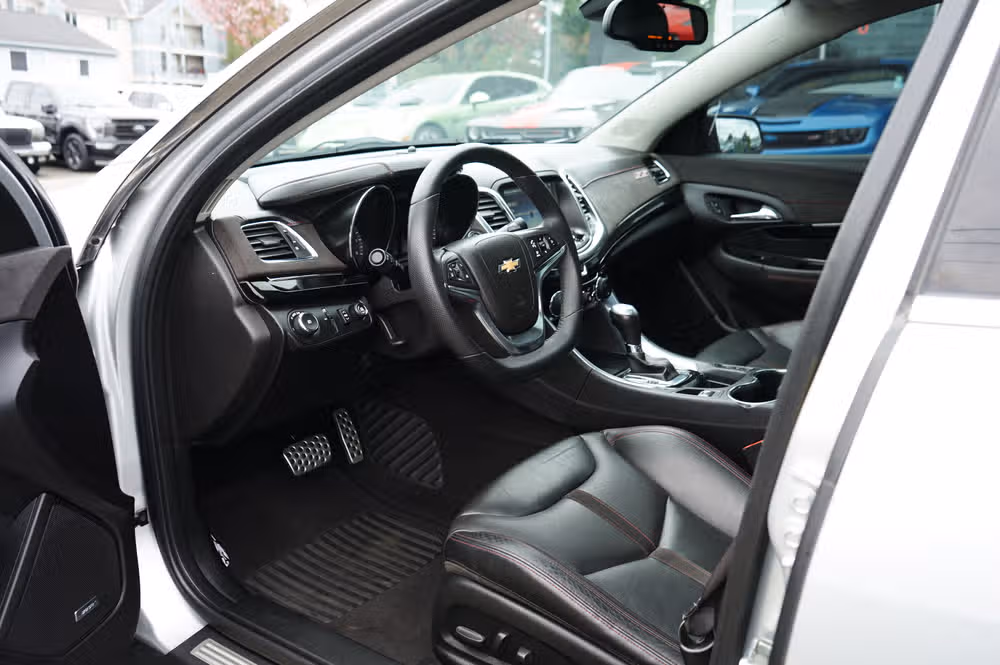 2014 Chevrolet SS Base Image 16