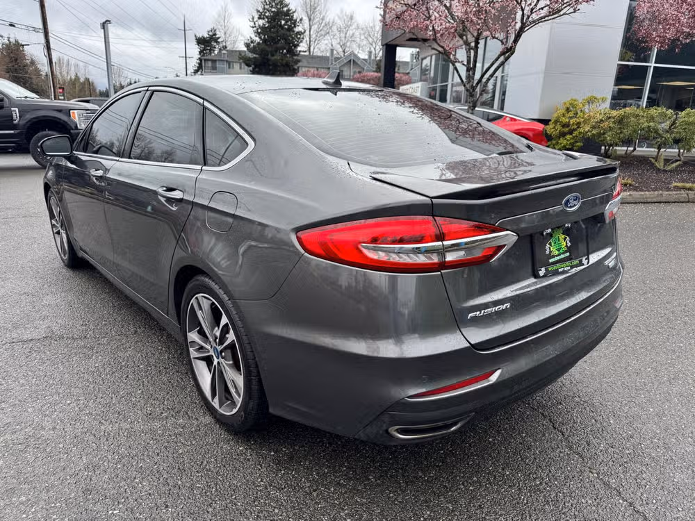 2020 Ford Fusion Titanium Image 3
