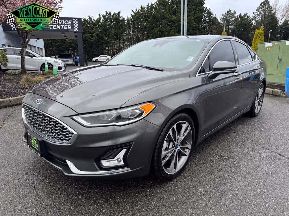 2020 Ford Fusion Titanium Image 1