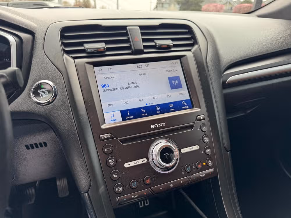 2020 Ford Fusion Titanium Image 16